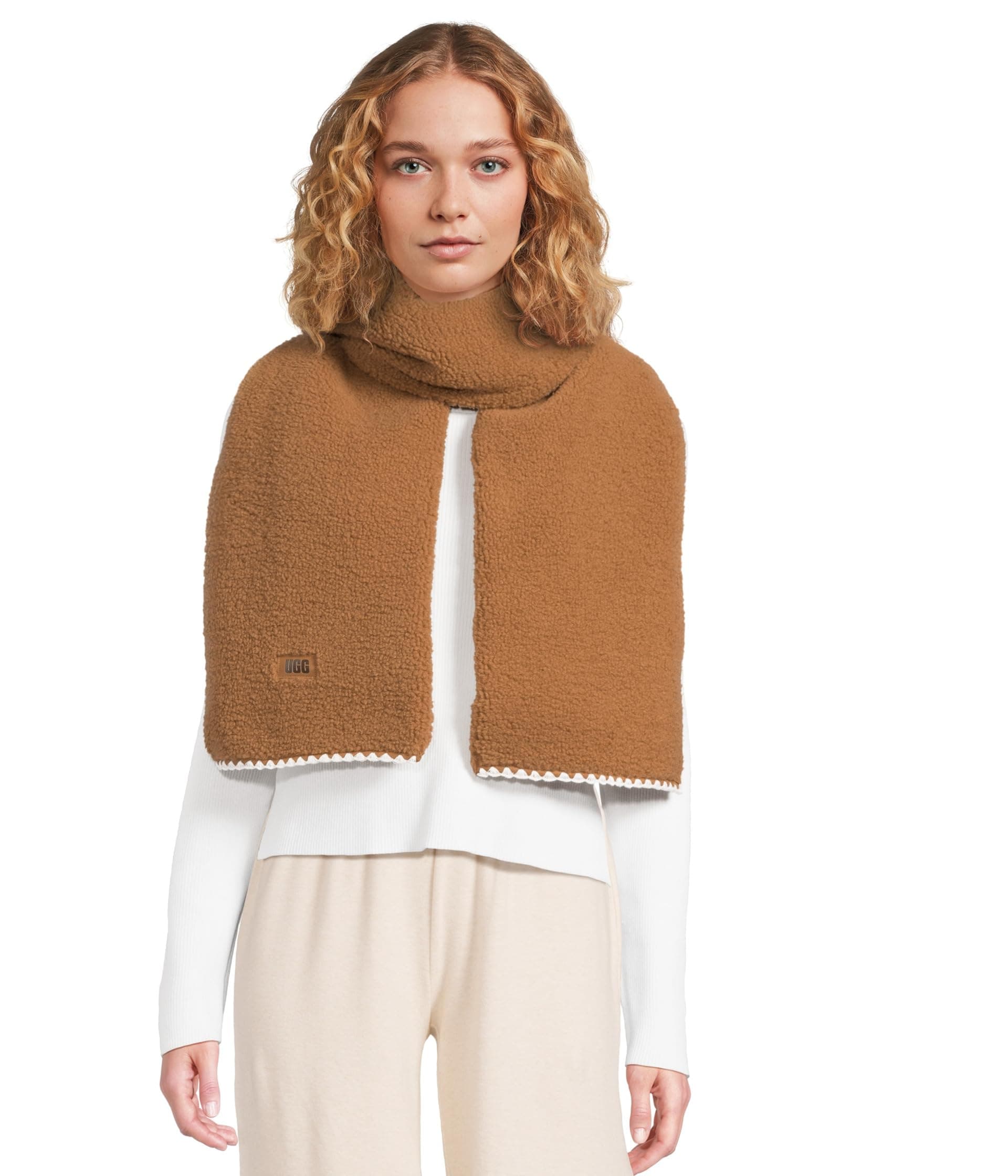 UGG Uggfluff Scalloped Scarf — vista principal